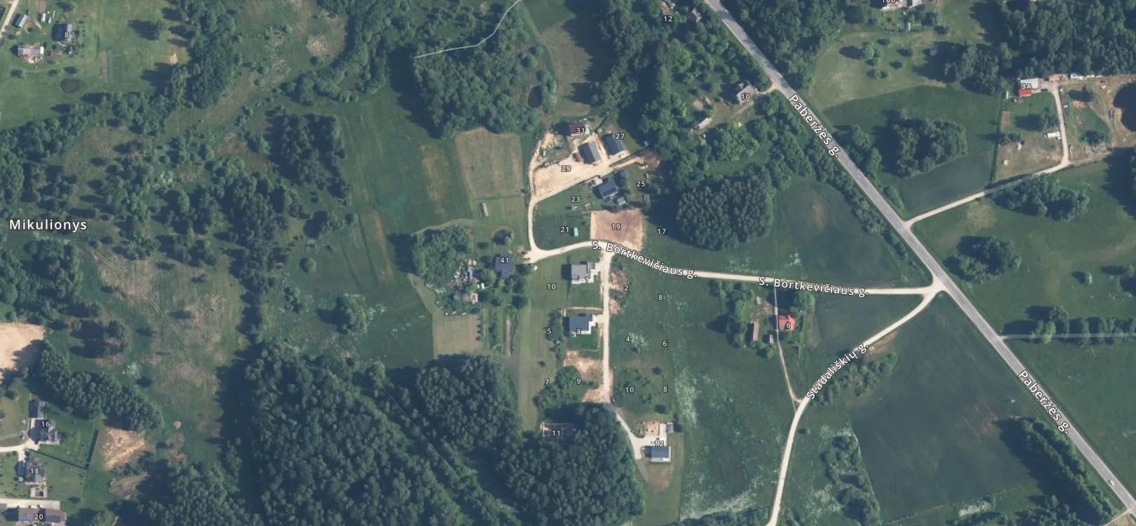 Parduodami žemės sklypų idealiosios dalys Pikeliškių k., Vilniaus r. sav.