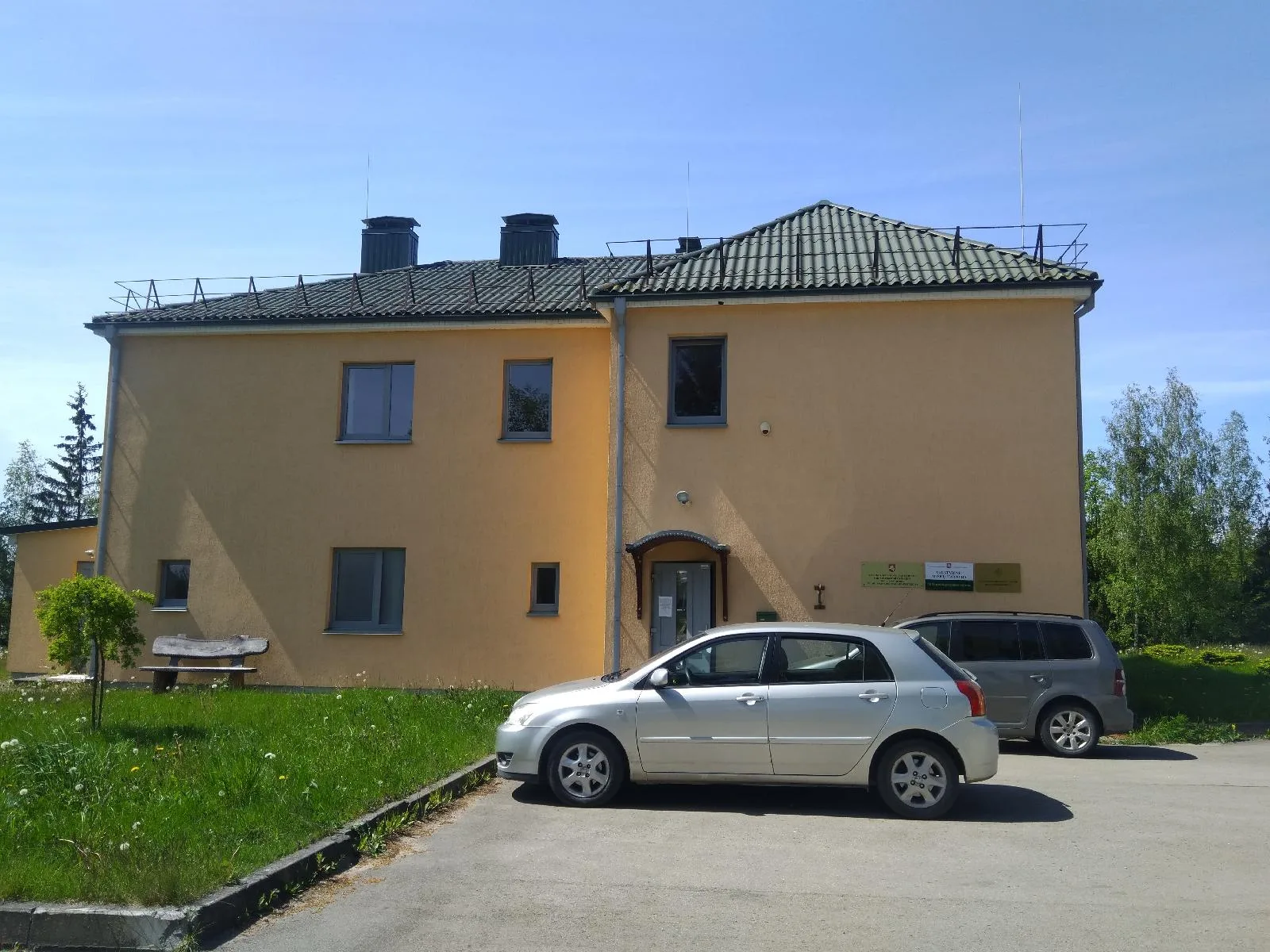 Nuomojamos administracinės patalpos Plungėje, Salantų g. 18