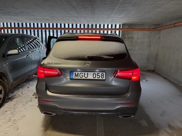 Mercedes-Benz GLC300, 2019 m., benzinas