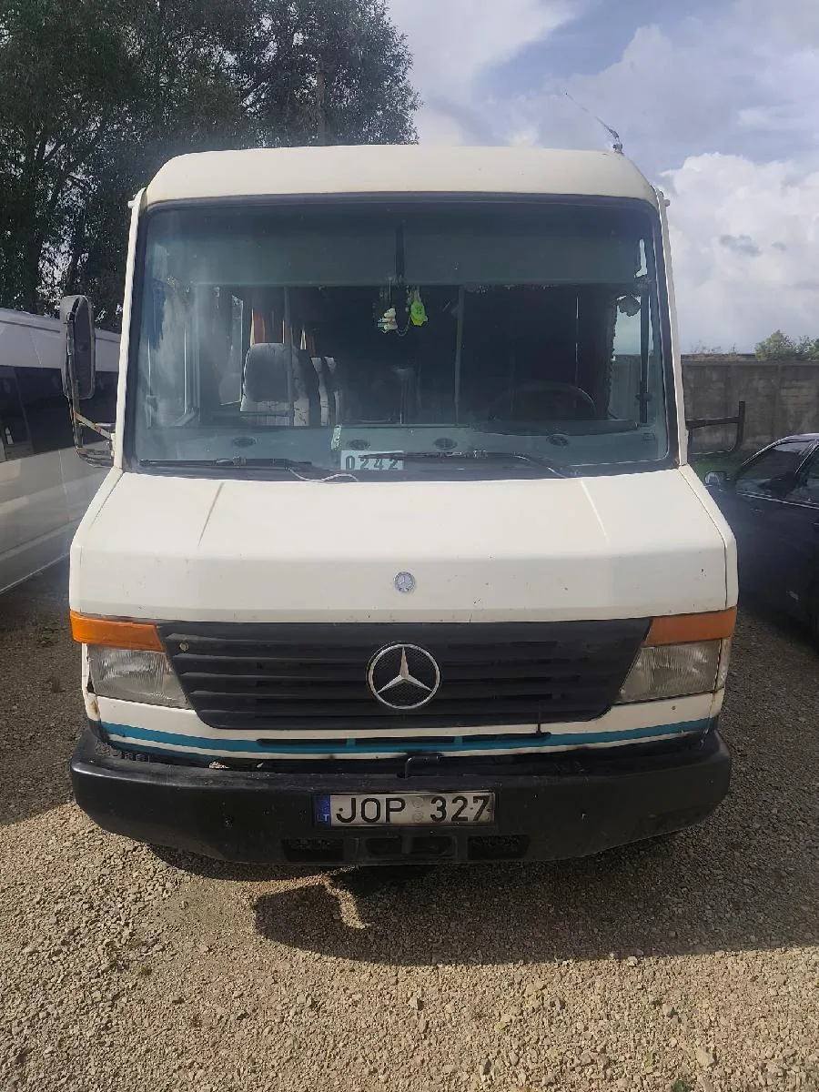 Parduodamas M3 kategorijos autobusas JOP327