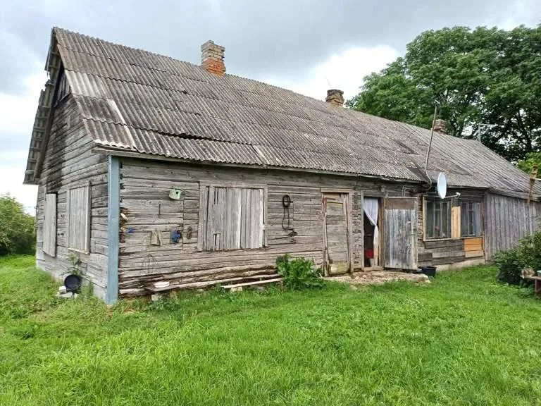 2 kambarių butas su žemės sklypo dalimi Bučiūnų k.