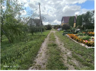 Parduodamas 1/3 žemės sklypo ir sodo namelio dalies turtas Liudvinavo k.