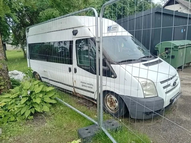 Ford Transit mažas autobusas, 2013 m., nevažiuojantis