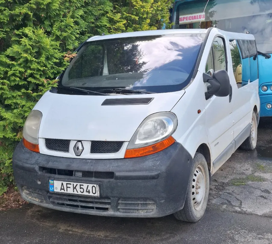 Renault Trafic automobilis, techniškai susidėvėjęs