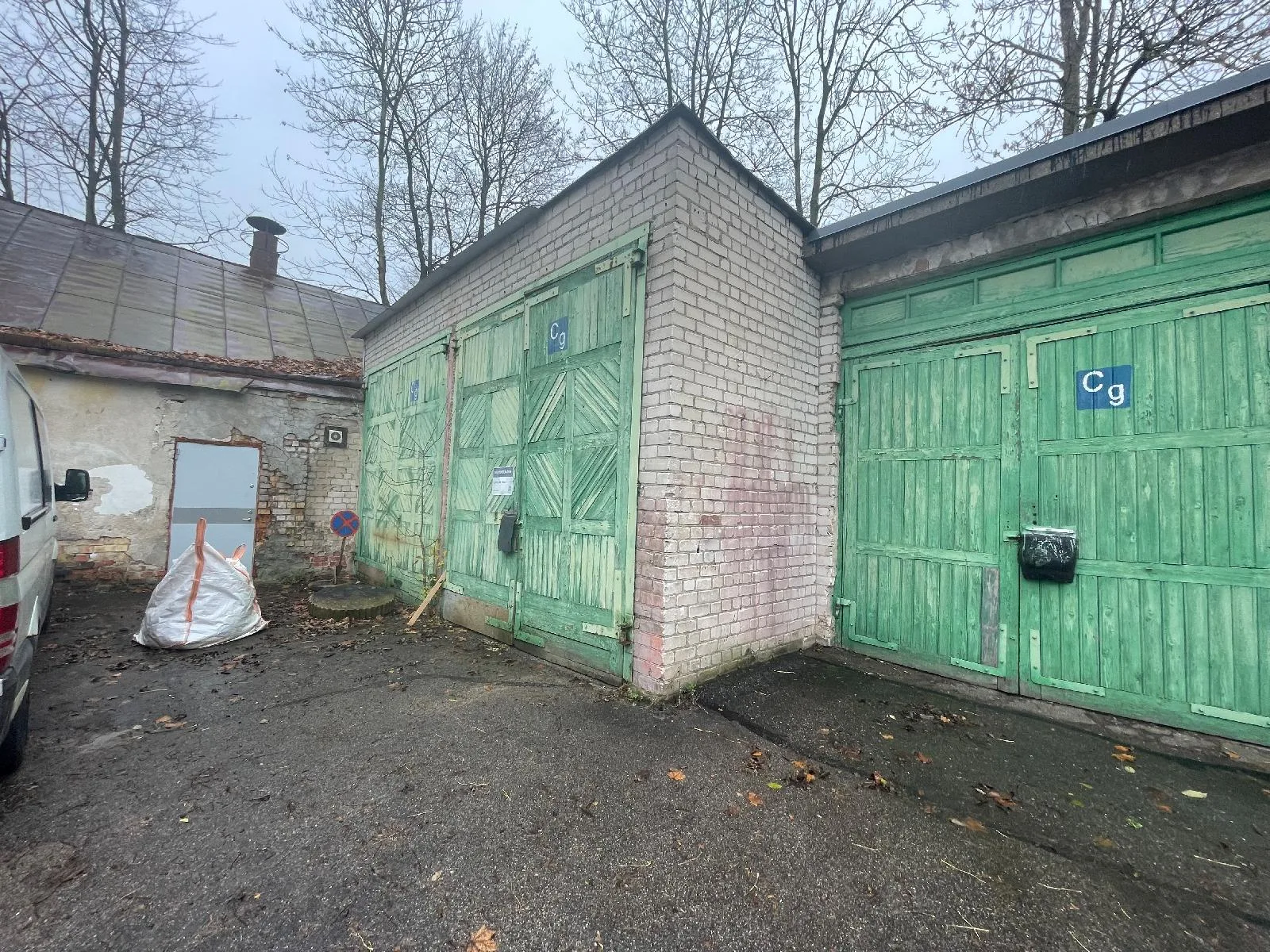 Nuomojamos 90,68 kv. m gamybos ir pramonės paskirties dirbtuvės Filaretų g. 17, Vilniuje