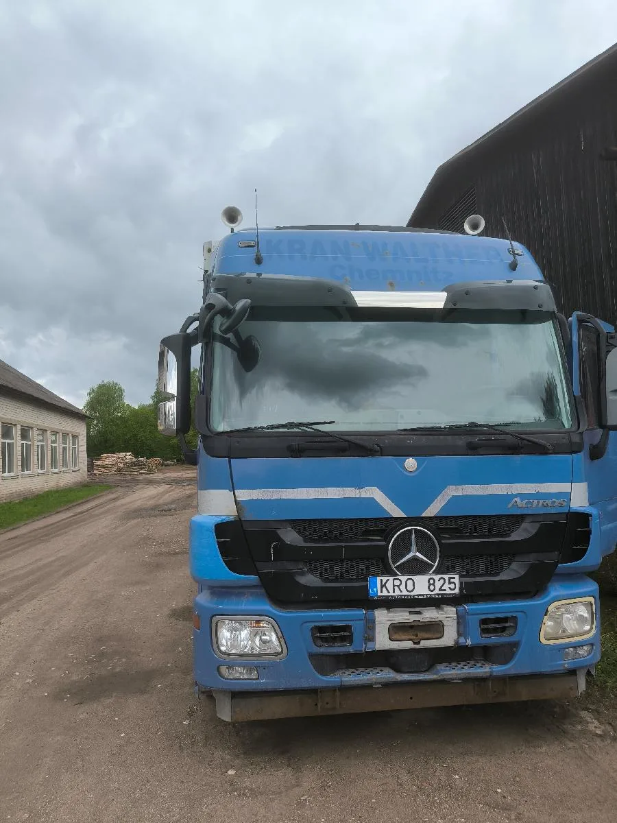 Miškovežio MERCEDES-BENZ 1846LS ir priekabos KEL-BERG pardavimas
