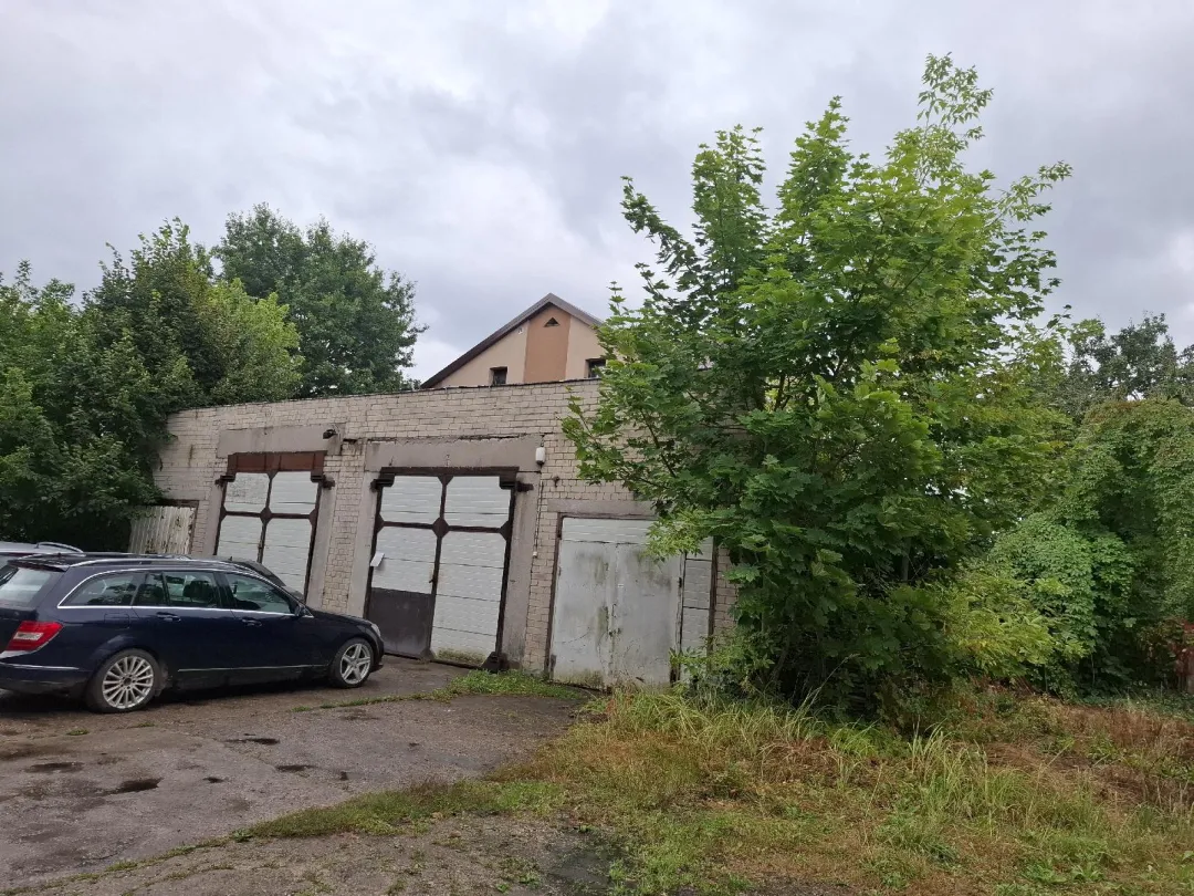 Parduodamas garažas su 3,89 a žemės sklypu Kaune, Kaišiadorių g. 20B