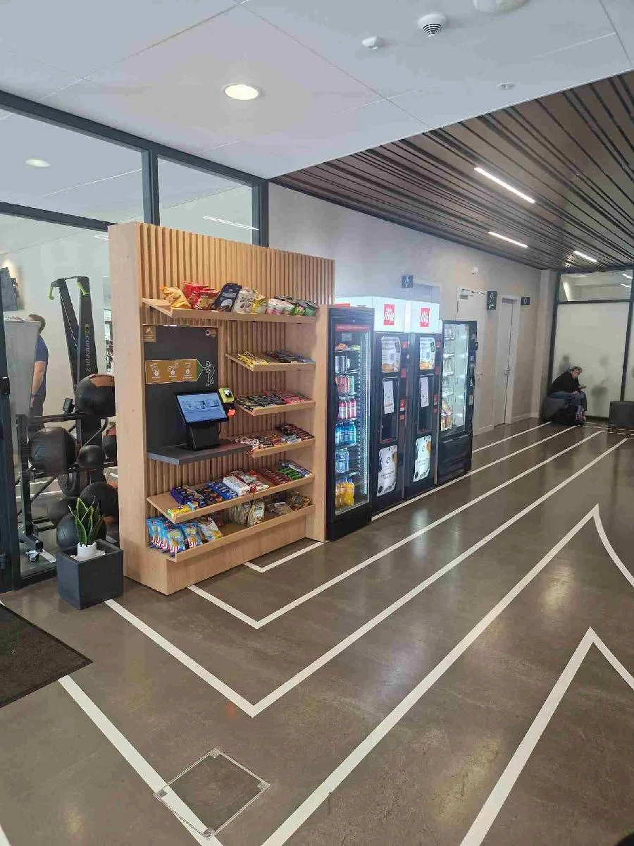 Nuomojama 6 kv. m patalpų dalis kavos ir užkandžių aparatams, Erfurto g. 13