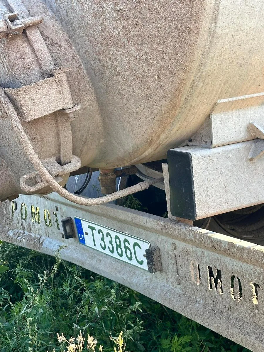 Srutvežio Pomot T 546/A aukcionas