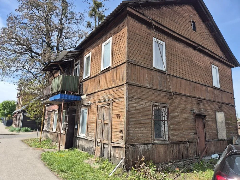 1 kambario butas su ūkinio pastato dalimi Kaune, Panerių g.